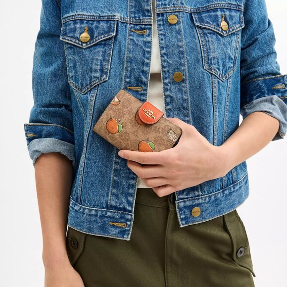 🍊Coach Medium Corner Zip Wallet With Orange Print - Picture 2 of 10